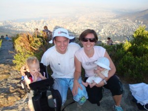 Climbing Lions Head with liiiiiiittle children.